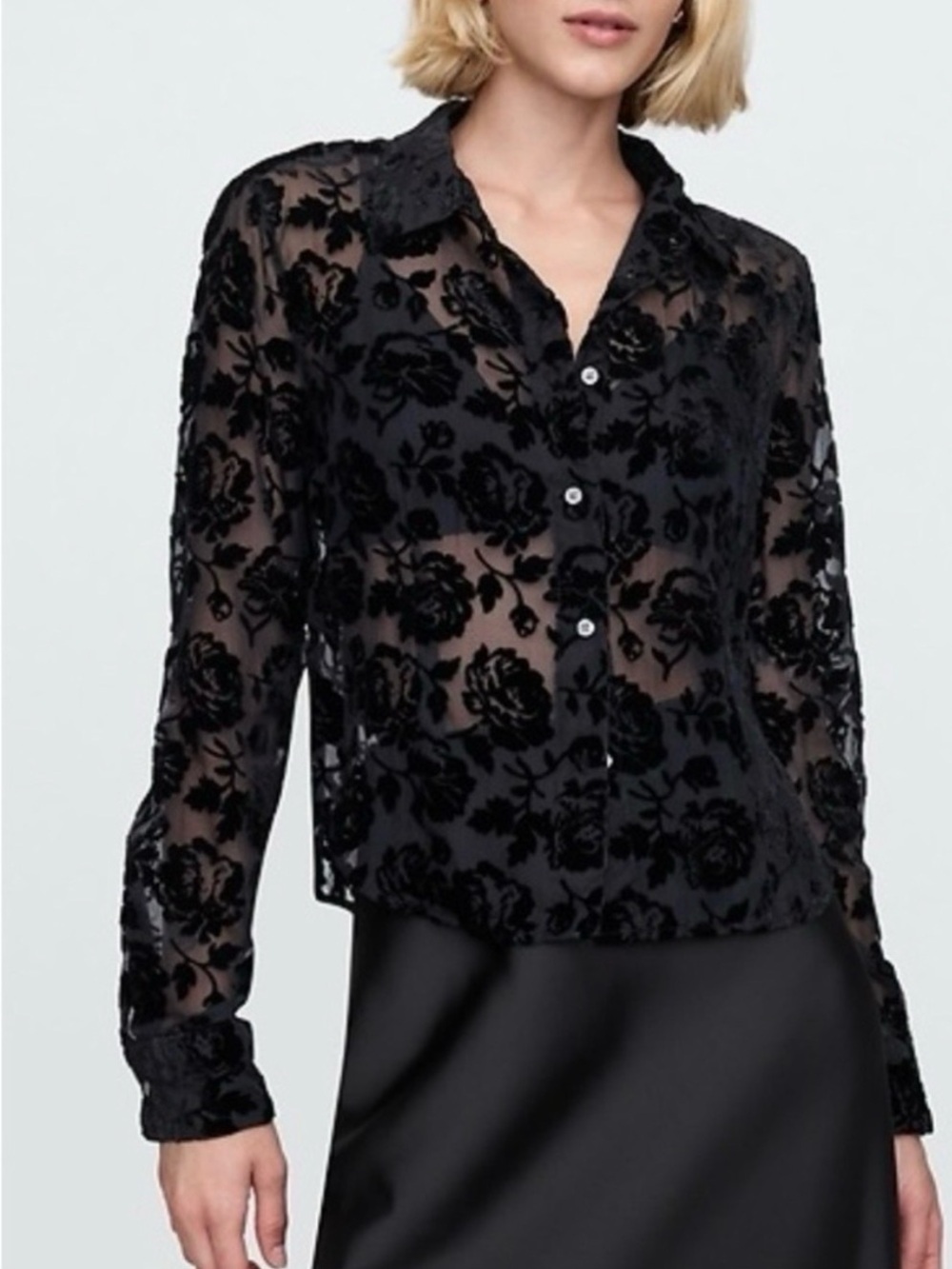 GAP Black Floral Burnout Button-Front Shirt Jacket